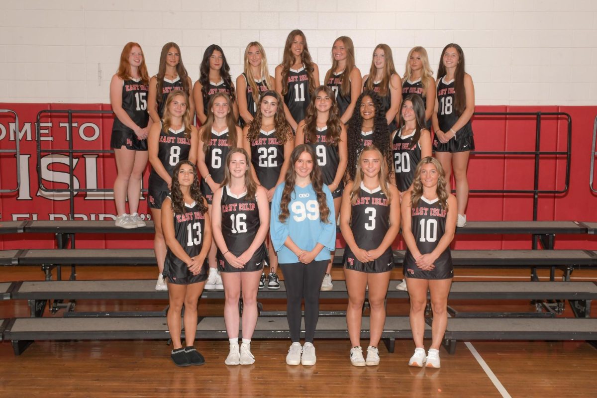 The 2025 East Islip Field Hockey team.